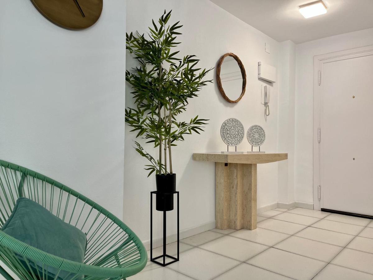 קלפה Modern Apartment On The Beach With Pool מראה חיצוני תמונה
