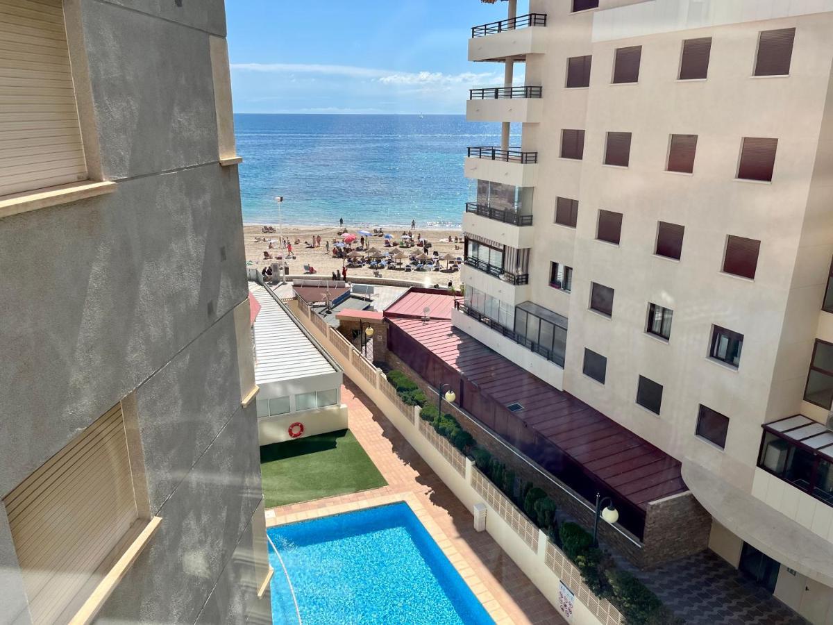 קלפה Modern Apartment On The Beach With Pool מראה חיצוני תמונה
